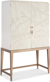 Hooker Furniture Casual Dining Melange Dream Weaver Bar Cabinet